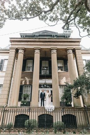 Harper Fowlkes House Wedding, Harper Fowlkes House, Savannah Ga Wedding, Ga Wedding Venues, Floral Design Wedding, Georgia Wedding Venues, Smallest Wedding Venue, House Weddings, Wedding Dresses Bridesmaids