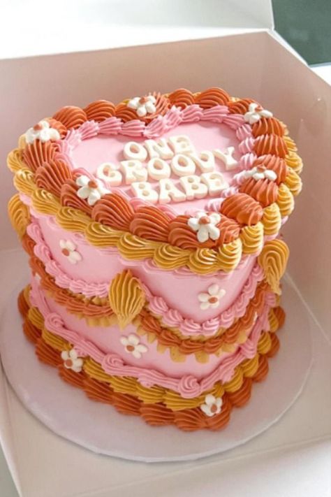 cake bakedbyjulie Vintage Cake Bachelorette, Groovy Cake Design, Birthday Cake Groovy, 70s Bday Cake, 70s Cake Design, Too Groovy Birthday Cake, 1970s Birthday Cake, Heart Lambeth Cake, Trending Birthday Cakes 2023