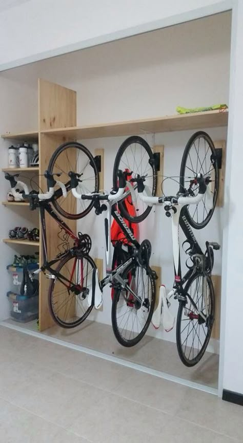 Bicycle Storage Garage, Bike Storage Design, Bike Storage Garage, Gear Room, Garage Storage Inspiration, Garage Mudroom, Garage Organisation, Workshop Diy, Garage Workshop Organization