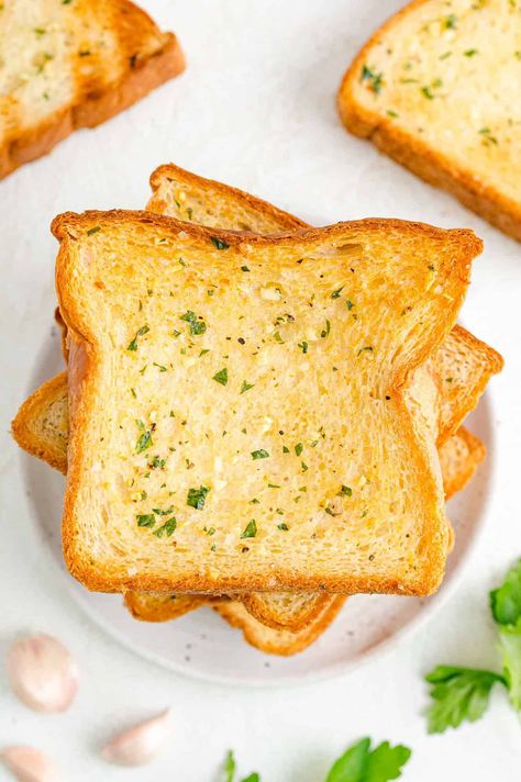 Turn fluffy Texas toast into the best homemade garlic bread with this easy recipe, with instructions for the oven, grill, and air fryer. Toast Garlic Bread, Homemade Garlic Bread Recipe, Texas Toast Garlic Bread, Waffle Cone Recipe, Make Garlic Bread, Homemade Garlic Bread, Toast In The Oven, Bread Oven, Garlic Bread Recipe