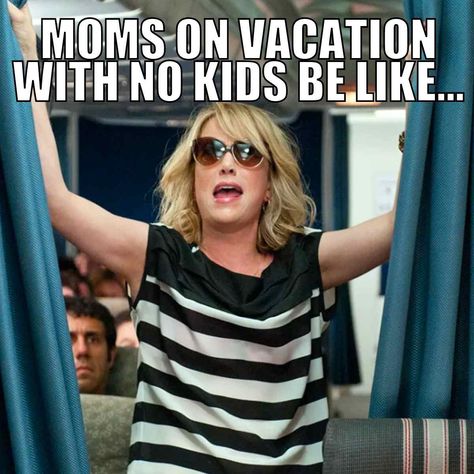 mom on vacation with no kids be like Leaving Work On Friday, Vacation Meme, Belly Laughs, Clipuri Video, E Card, Work Humor, Look At You, I Smile, Bones Funny