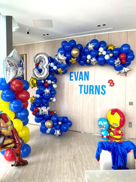 Iron Man Birthday Party, Avengers Theme Birthday, Avengers Party Decorations, Superhero Balloons, Avengers Decorations, Superhero Party Decorations, Marvel Birthday, Iron Man Birthday, Marvel Birthday Party