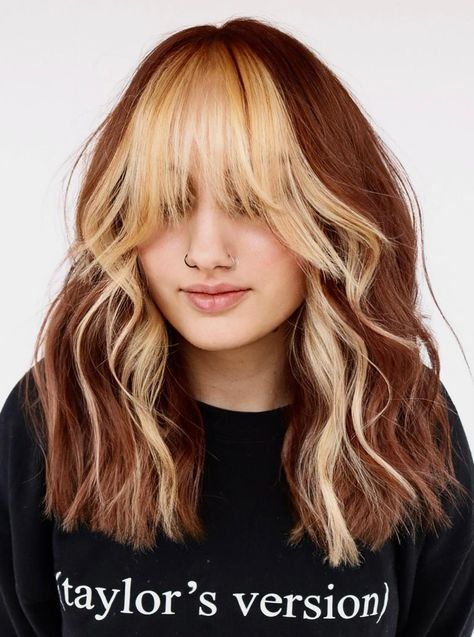 Hair Color Ideas Medium Length, Hair Color Money Piece, Color Money Piece, Highlights Money Piece, Medium Length Haircuts With Layers, Money Piece Hair Color, Piece Hair Color, Money Piece Highlights, Haircuts Medium Length