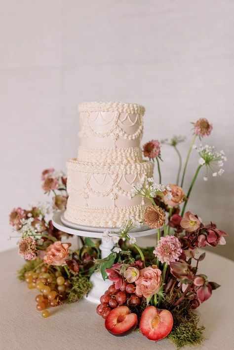 Floral Design | Rachael Meader Floral and Event Design Portland Cake Meadow, Wedding Cake Display, Wedding Cake Table, Cake Display, Wedding Cake Inspiration, Wedding Inspiration Fall, Beautiful Wedding Cakes, Wedding Cake Designs, Wedding Catering