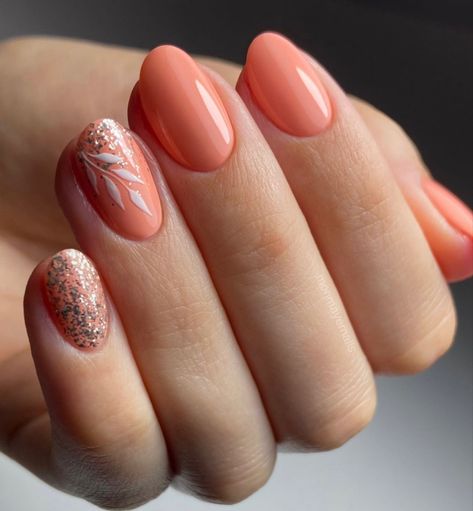 Uñas Color Coral, Bright Coral Nails, Neon Coral Nails, Peach Colored Nails, Coral Nails With Design, Summer Nail Color, April Nails, Peach Nails, Coral Nails