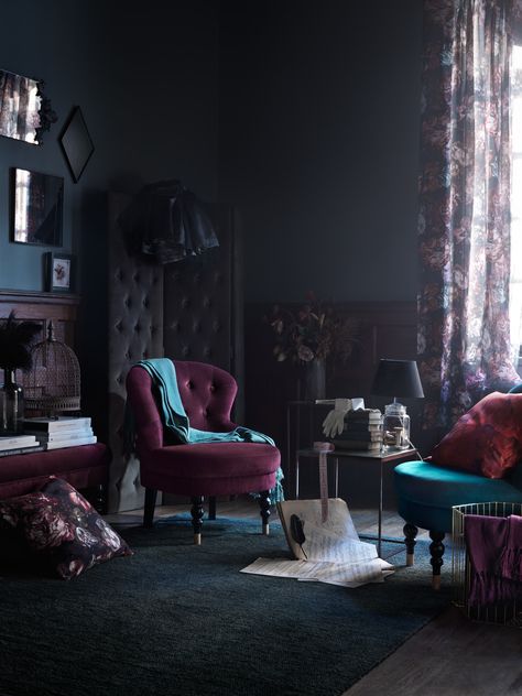 Teal And Purple Living Room, Hans Blomquist, Modern Victorian Decor, Modern Victorian Home, Victorian Rooms, Reka Bentuk Bilik Tidur, Dressing Screen, Baroque Decor, Hiasan Bilik Tidur