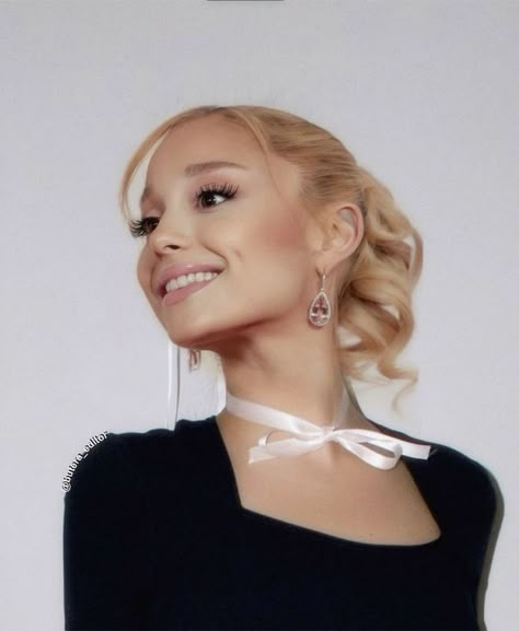 Ariana Grande Met Gala 2024, Ariana Grande Edit Photo, Ariana Grande 2024, Ariana Grande Profile, Ariana Aesthetic, Adriana Grande, Ariana Grande Aesthetic, Ariana Grande Images, Ariana Grande Album