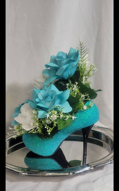 Diy Floral Shoes, Shoe Centerpieces, Counter Top Table, Diy Seasonal Decor, 61st Birthday, Christmas Decorations Centerpiece, Flower Background Design, Unique Flower Arrangements, Glitter High Heels