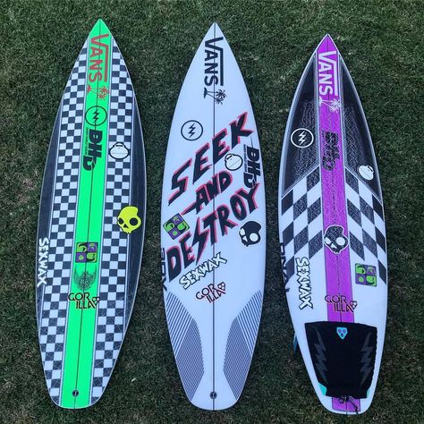 Surfboard Spray Paint Design, Cool Surfboards, Beach Astethic, Surf Kayak, Surfboard Skateboard, Lost Surfboards, Surfboard Painting, Vintage Surfing, Surf Spray