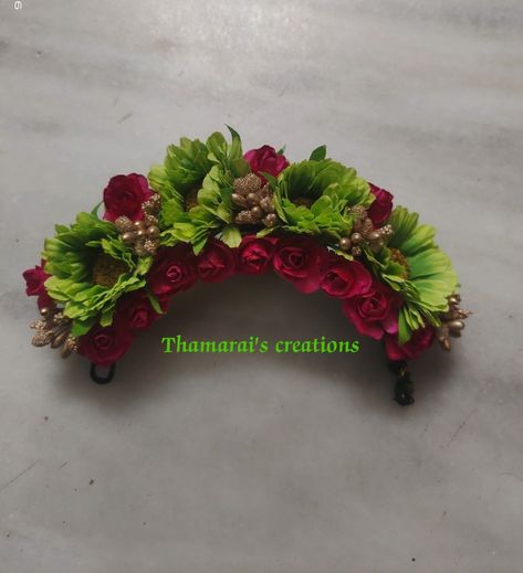 God Frame, Bridal Hair Decorations, Wedding Flower Jewelry, Bridal Hair Accessories Flower, Bridal Hair Buns, Flower Decorations Diy, Beautiful Wedding Flowers, Hair Buns, Rangoli Designs Diwali