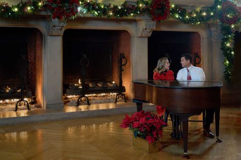 Hallmark Media has announced the schedule for 40 brand new original movies to celebrate the holiday season. Biltmore Christmas, Movie Schedule, Royal Christmas, Days Before Christmas, Hallmark Christmas Movies, Countdown To Christmas, Married Christmas, Hallmark Movies, Holiday Movie