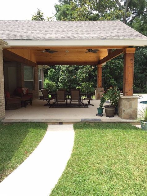 Small Covered Patio, Roof Patio, Covered Patio Design, Covered Patios, Slider Door, Patio Covers, Covered Deck, Casa Country, Patio Cover