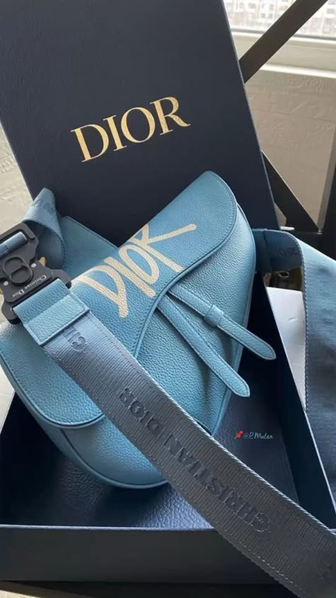 Dior 
 • Fashion
 • Purse 
 • Bag 
 • Got the blues 
 • Christian Dior Blue Rich Aesthetic, Blue Luxury Aesthetic, Prada Items, Tas Lv, Stile Kylie Jenner, Sacs Tote Bags, Dream Bags, Luxury Bags Collection, Girly Bags