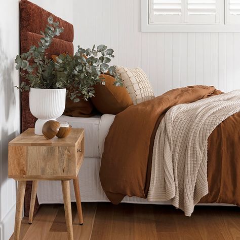 Finding the right linen bedding for your bedroom can be tough, and with so many brands out there, we have round up the top 7 best places to buy linen bedding. Bambury is a Perth-based Australian bedding company, and with bedding collections inspired by the Western Australia coastline and lifestyle, it's no wonder we like their 100% linen quily covers, like this gorgeous rust set. To find our full list of recommended linen bedding stores, click on the pin or go to StyleCurator.com.au. Beautiful Bed Designs, Simple Bed Designs, Sleep Peacefully, Linen Sheet Sets, Quilt Covers, Simple Bed, Linen Quilt, Quilt Cover Sets, Cubicle