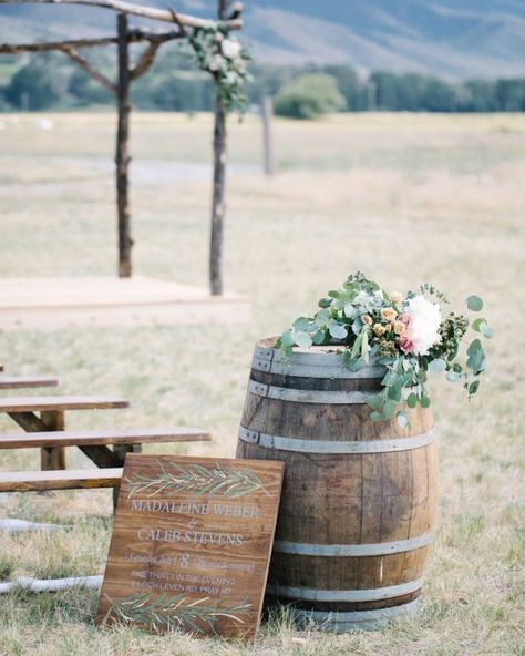 How to Plan A Montana Elopement - Montana & Wyoming Party Rentals Wedding Aisles, Montana Elopement, Foxes Photography, Summer Bride, Winter Elopement, Marriage License, Glassware Collection, Elements Of Design, Wedding Aisle