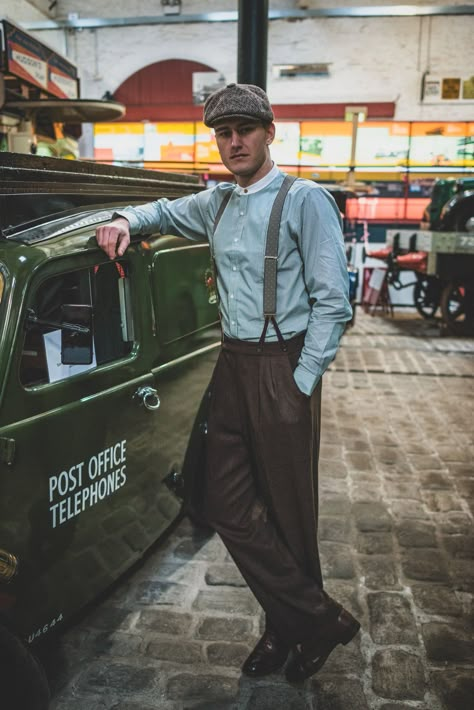 1950 Style Men, Goodwood Revival Fashion, Newsboy Outfit, 1940s Mens Fashion, 1950s Men, 40s Outfits, Men's Suspenders, 1950 Style, 1940s Outfits