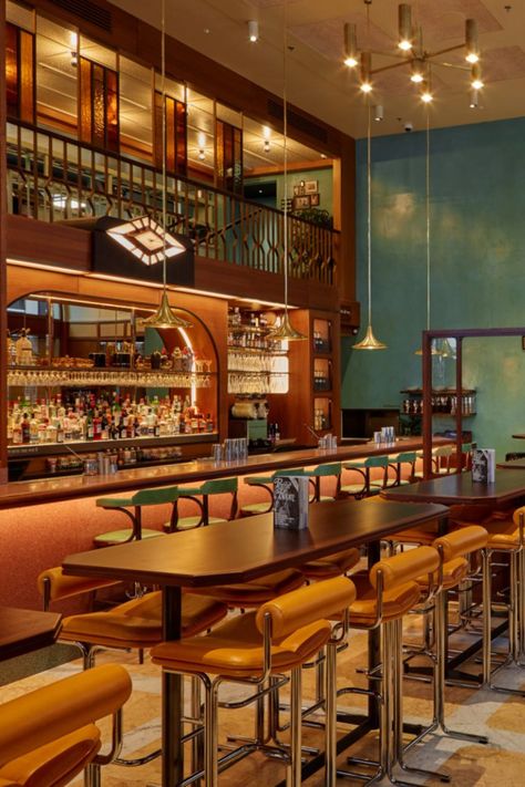 Prolific restaurant Dishoom has opened its first new London venue in five years. Bollywood Restaurant, Vintage Restaurant Interior, Family Restaurant Interior Design, Mumbai Cafe, Cafe Designs, Timber Wall Panels, Resto Bar, Bombay Stock Exchange, Indian Chai