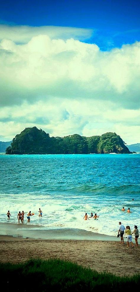 Hahei beach, New Zealand Hippy Wedding, Beach New Zealand, New Zealand Beach, Water Time, Visit New Zealand, Tourist Information, New Zealand Travel, Beautiful Sunrise, Countries Around The World