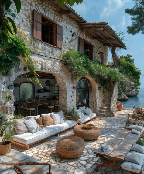 Mediterranean House Interior, Mediterranean House Designs, Mediterranean House Design, Luxury Mediterranean Homes, Greece House, Mediterranean Home Interior, Spain House, House Interior Design Styles, Seaside House