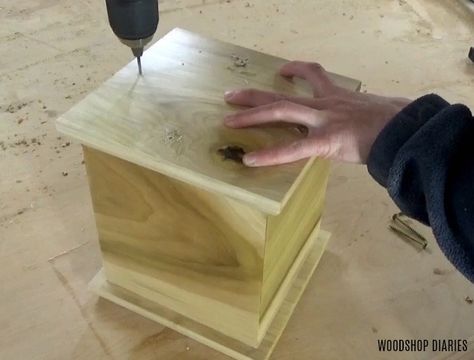 How to make a DIY Cremation Urn - Green Meadow Memorials Diy Wooden Urns For Ashes, Cremation Boxes Diy, Diy Urns For Ashes, Wooden Pet Urn, Wood Casket, Dog Cremation, Mountain Wood Art, Cremation Boxes, Wood Urn