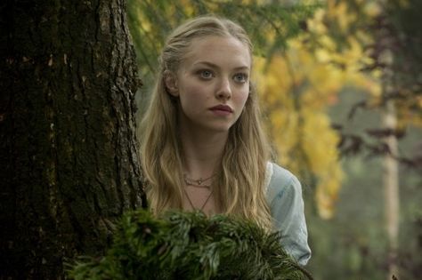 Amanda Seyfried, here in Red Riding Hood. Amanda Seyfried Photoshoot, Amanda Seyfried Tumblr, Red Riding Hood 2011, Amanda Seyfried Hair, Billy Burke, Letters To Juliet, Dominic Cooper, Ben Barnes, Dear John