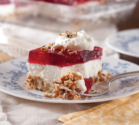 Christy Jordan's Cranberry-Pretzel Salad pulls double duty by combining two dishes in one! Raspberry Pretzel Salad, Pretzel Salad Recipe, Pretzel Jello, Pretzel Desserts, Strawberry Pretzel Salad, Strawberry Pretzel, Pretzel Salad, Cranberry Salad, Strawberry Dessert