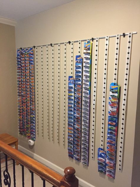 Hot Wheel Displays, Hotwheels Display Ideas, Hotwheels Storage, Hot Wheels Storage Display, Matchbox Storage, Hot Wheels Organization, Matchbox Car Storage, Hot Wheels Cars Display, Diy Display Shelf