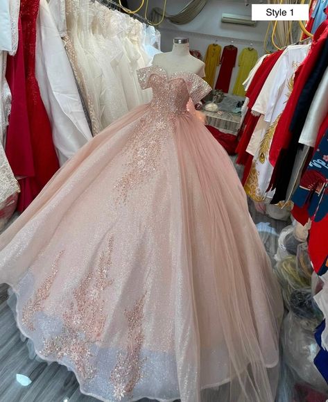 Lace Ball Gown Wedding Dress, Wedding Dresses Lace Ballgown, Lace Ball Gowns, Pink Sparkle, Gown Wedding, Ball Gown Wedding Dress, Gown Wedding Dress, Color Rosa, Beaded Lace