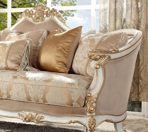 French Empire Furniture, Luxury Chair Design, Romantic Furniture, Traditional Loveseat, White Loveseat, Classic European Interior, Classic Furniture Living Room, Carved Sofa, Sofa Fabric Upholstery