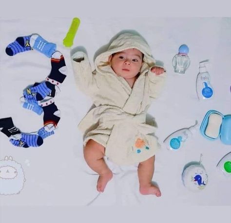 Baby Boy 3 Months Photoshoot Ideas, 3 Month Birthday Photo Ideas, 3 Month Baby Boy Photo Shoot Ideas, 3 Month Baby Photoshoot Ideas, Monthly Birthday Ideas Baby Boy, Cumplemes Bebe Ideas, Baby One Month Photo Ideas Boys, Baby 3 Months Photography Ideas, 3 Month Baby Picture Ideas