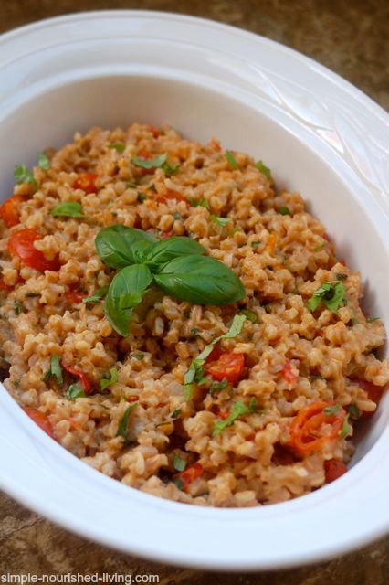 Farro with Cherry Tomatoes, Basil and Parmesan Cheese | Easy Healthy Weight Watchers Recipes #WeightWatchers #CrockPot Faro Recipe, Simply Filling Recipes, Tomato Casserole, Farro Recipes, Points Plus, Calorie Recipes, Simply Filling, High Carb, Crockpot Meals