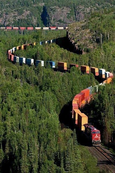 Canadian Pacific Railway, Old Trains, Train Pictures, Oh Canada, Steam Trains, Train Tracks, All Aboard, Train Rides, Train Travel