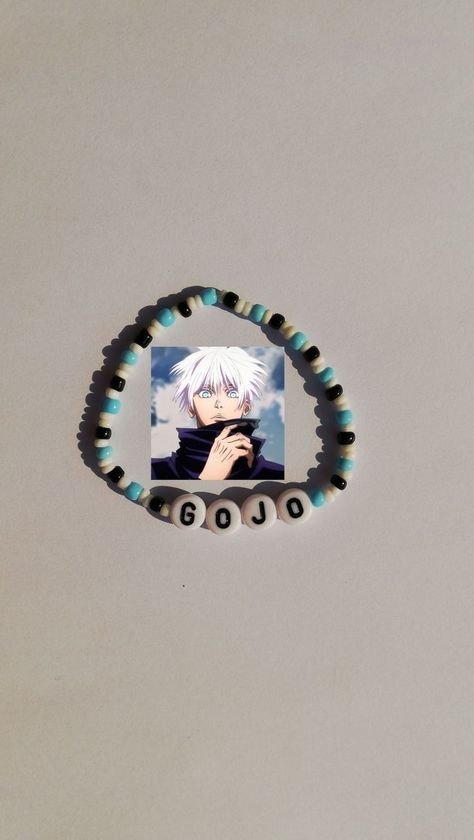 Anime Bracelets Ideas, Jujutsu Kaisen Jewelry, Anime Beaded Jewelry, Jujutsu Kaisen Crafts, Jujutsu Kaisen Bracelet, Anime Jewelry Diy, Anime Beaded Bracelets, Gojo Bracelet, Anime Bracelet Ideas