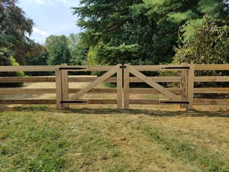 4 rail post wooden fence gate | Smucker Fencing Post And Rail Fence Ideas, Rail Fence Ideas, Farm Fence Gate, Wood Fence Ideas, Wooden Fence Gate, Driveway Fence, Wood Fence Gates, Post And Rail Fence, Pool Pergola