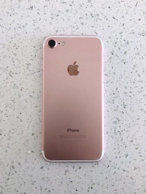 Iphone 7 Rose Gold, Macintosh Apple, Rose Gold Aesthetic, Iphone Case Collection, Love Wallpaper Backgrounds, Iphone Obsession, Apple Watch Faces, My Iphone, Rose Gold Case