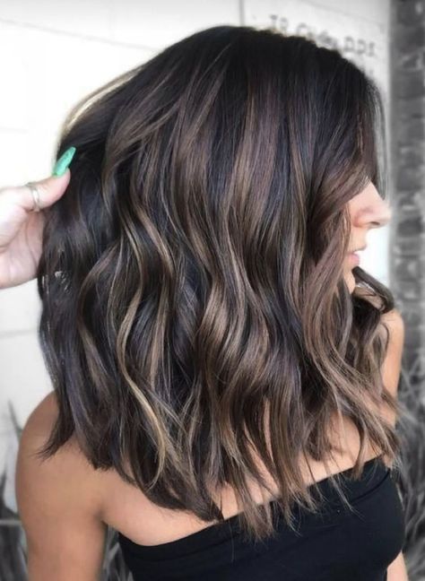 Rambut Brunette, Blond Balayage, Hair Color Light Brown, Brunette Balayage Hair, Brown Hair Balayage, Short Hair Balayage, Balayage Brunette, Brown Blonde Hair, Haircut For Thick Hair