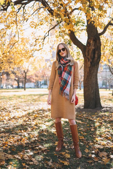 Camel Sweater Dress, Sweater Dress Outfit Winter, Riding Boot Outfits, Preppy Fall Fashion, Camel Outfit, Camel Sweater, Camel Dress, Kelly In The City, Sweater Dress Oversized