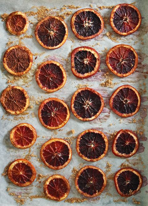 Easy oven-dried orange slices. Sprinkled with spices and brown sugar, these candied orange slices are the perfect garnish for baking and cocktails. Dried Orange Christmas Decorations, Orange Christmas Decorations, Dried Orange Christmas, Dried Citrus, Candied Orange Slices, Fruit Garnish, Orange Baking, Candied Orange, Dehydrated Fruit