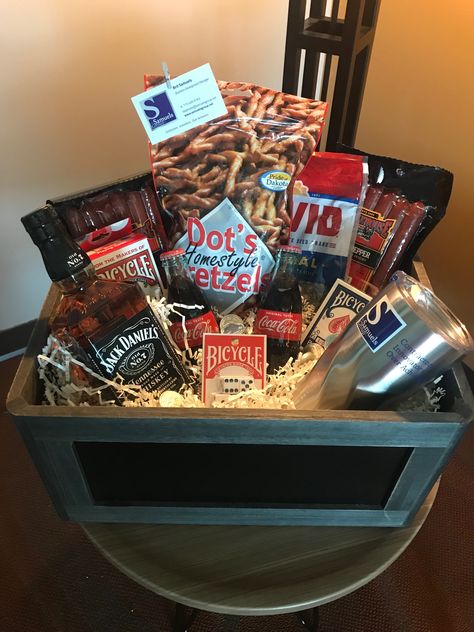 Captain Morgan Gift Basket, Clay Shoot Fundraiser, Captain Morgan Gift, Country Boyfriend Gifts, Prize Baskets, Country Boyfriend, School Reunion Decorations, Auction Gift Basket Ideas, Fundraiser Baskets