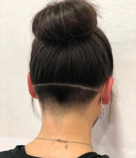 Female Undercut Long Hair, Hair Ideas For Women, Undercut Hair, Undercut Hairstyles Women, Undercut Long Hair, Shaved Hair Designs, Short Hair Undercut, Undercut Hairstyles, Haircuts For Long Hair