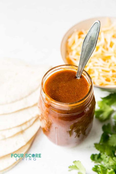 Keto Enchilada Sauce - Easy low carb enchilada sauce! Keto Enchilada Sauce, Enchilada Sauce Recipe, Enchilada Sauce Easy, Low Carb Enchiladas, Recipes With Enchilada Sauce, Homemade Enchilada Sauce, Simple Keto, Low Carb Sauces, Low Carb Sides