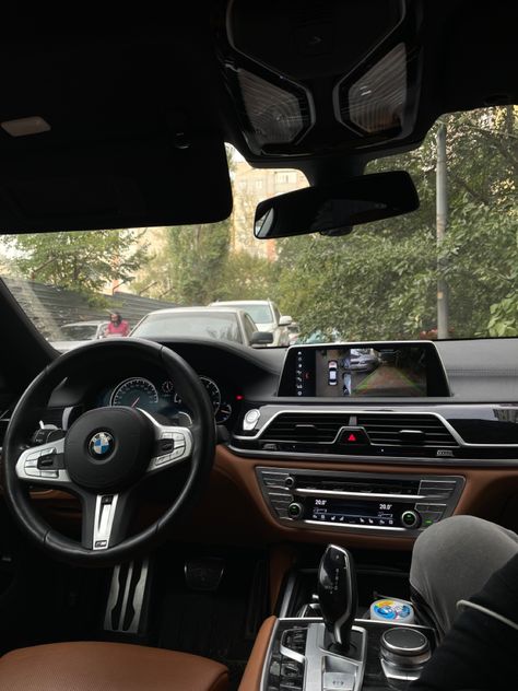 Bmw Inside, Workout Pics, Bmw Interior, Dream Cars Bmw, Dream Pictures, Cool Car Accessories, Car Goals, Bmw 4 Series, Pretty Cars