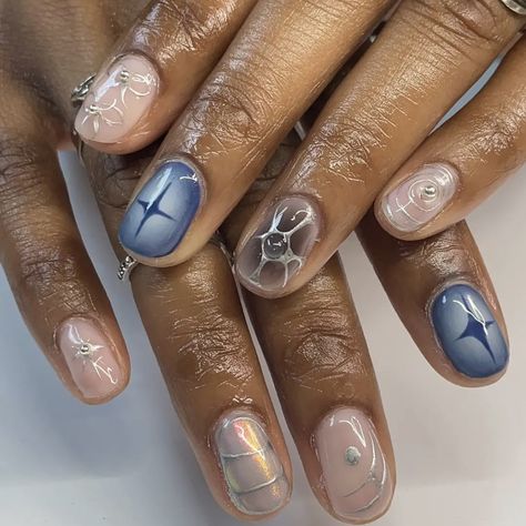 Gel Designs On Natural Nails Short, Short Mens Nails, Nails Inspiration For Men, Cool Mens Nails, Streetwear Nails Short, Daniel Caesar Inspired Nails, Men Gel Manicure, Short Nail Inspo Masc, Short Libra Nails