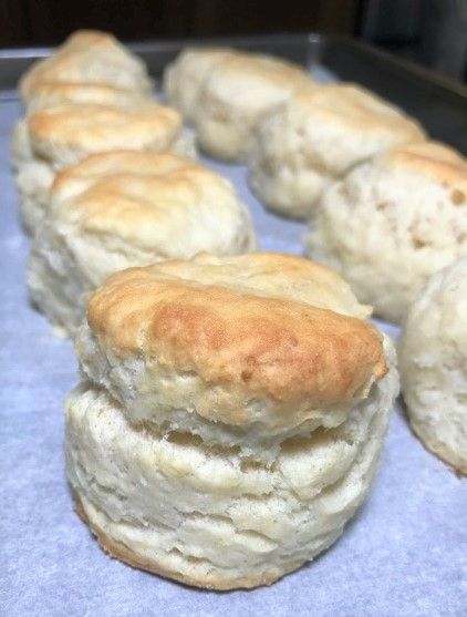 High Altitude Biscuits, High Altitude Muffins, High Altitude Baking Recipes, High Altitude Biscuit Recipe, 3 Ingredient Biscuit Recipe, Country Biscuits, Best Homemade Biscuits, Baking Soda Biscuits, Best Biscuit Recipe