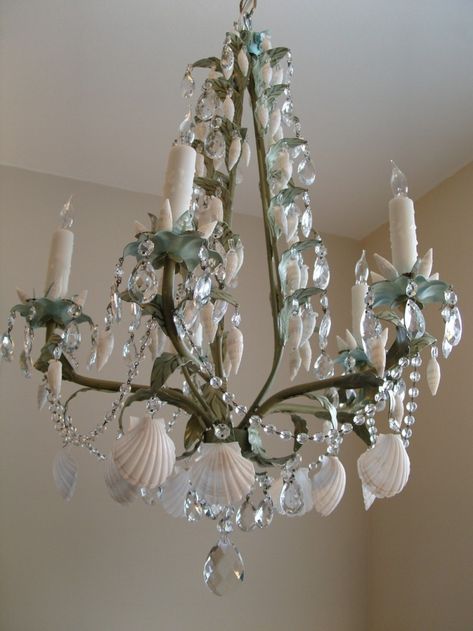 Sea Mist Chandelier Redo, Seashell Lamp, Shell Lamps, Coastal Glam, Diy Outdoor Lighting, Shell Chandelier, Mermaid Room, Asian Furniture, Beachy Decor