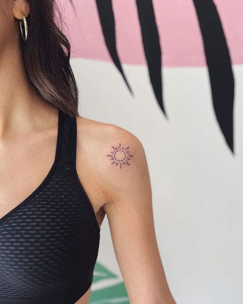 Minimal Tattoo Shoulder Woman, Collar Bone Sun Tattoo, Sun Collar Bone Tattoo, Sun Tattoo Shoulder For Women, Sun And Moon Tattoo Shoulder, Sun Shoulder Tattoos For Women, Sun Cloud Tattoo, Sun Tattoo On Shoulder, Shoulder Sun Tattoo