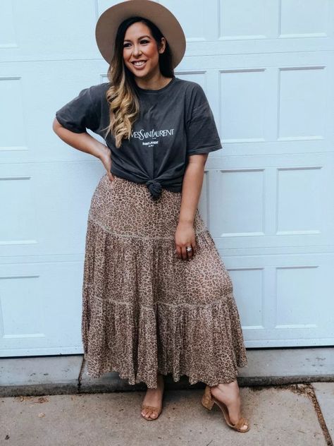 Boho Plus Size Outfits, Midsize Summer Outfits, Midsize Summer Outfit, Modest Plus Size Fashion, Curvy Boho, Midsize Summer, Bohemian Outfits, Cozy Bohemian, Thrift Inspo