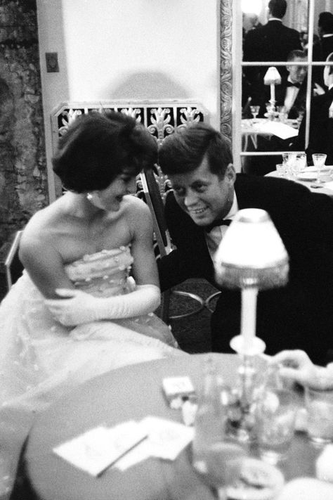 Jacqueline Onassis, The Last Great American Dynasty, Last Great American Dynasty, Great American Dynasty, Jfk And Jackie, Alfred Eisenstaedt, Couples Play, John Fitzgerald, Jfk Jr