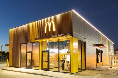 Mcdonalds Restaurant, Chipotle Mexican Grill, Digital Menu Boards, Mcdonald's Restaurant, Takeout Food, Mexican Grill, Restaurant Concept, Conveyor Belt, Fast Food Chains