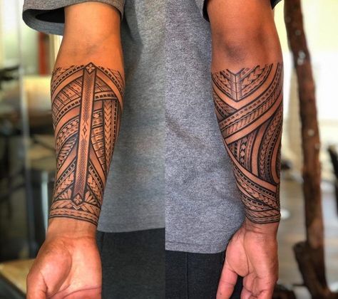 Mayan Tattoos Men Forearm, Half Sleeve Tattoo Designs For Men, Peruvian Tattoo Ideas For Men, Forearm Tatooes Man, Cool Tattoos For Guys Forearm, Half Hand Tattoo Men, Maori Forearm Tattoo Design, Maori Tattoo Designs Men Sleeve, Maori Arm Tattoo